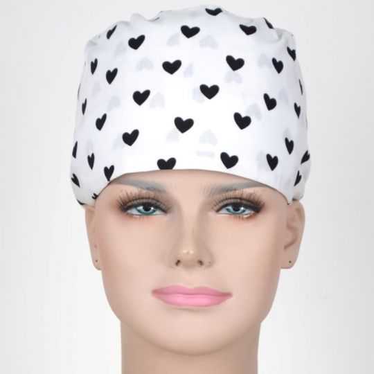 Calot Chirurgien Blanc motif coeur noir