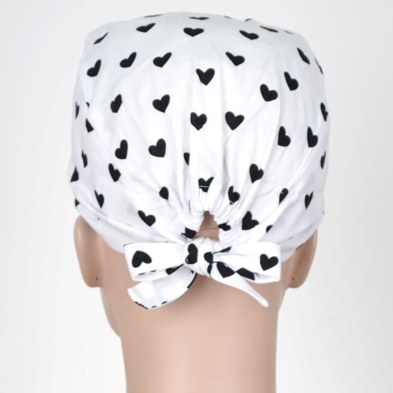 Calot Chirurgien Blanc motif coeur noir