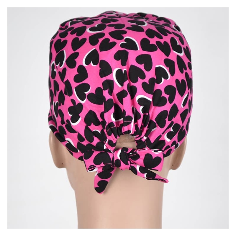 Calot Aide soignante Rose motif coeurs noirs